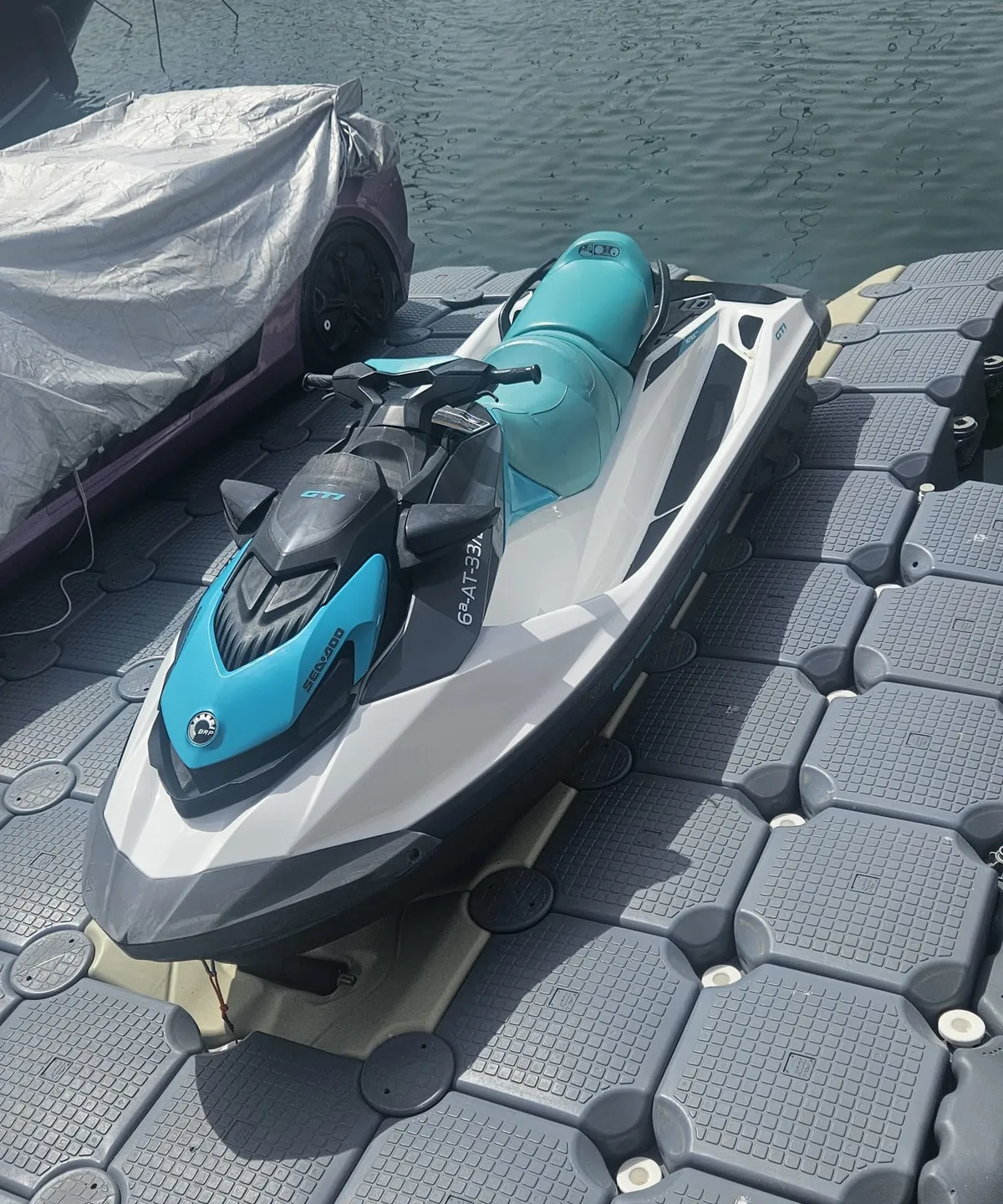 Moto de agua Adelmar Rental Boats